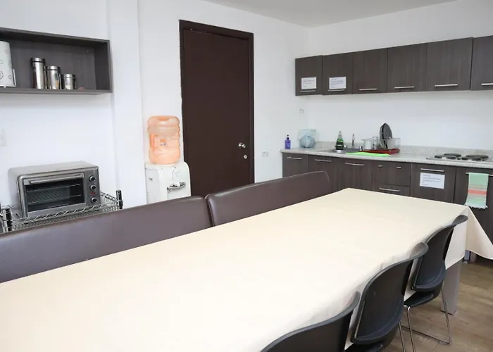 Hermosa Con Balcon Cama Mat Y Litera Polanco Hostel *